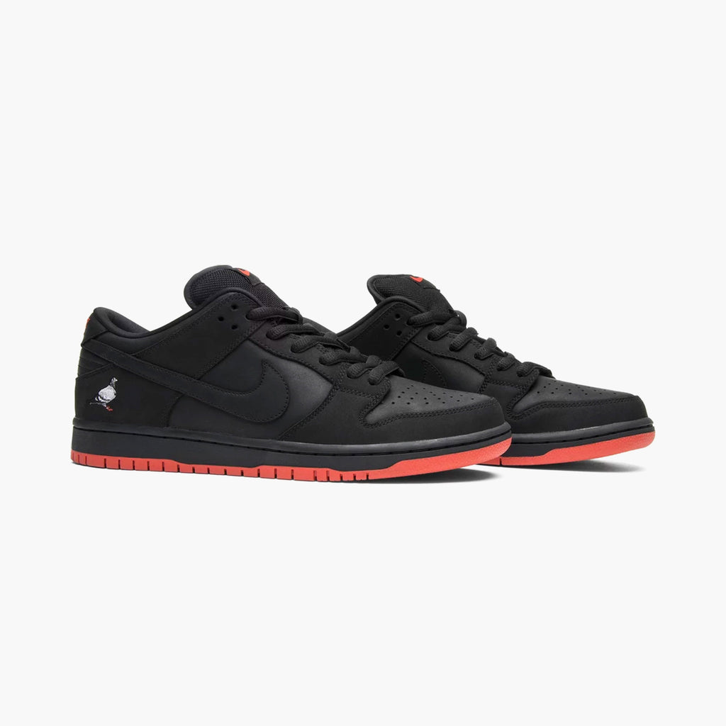 Nike Dunk SB Low Black Pigeon