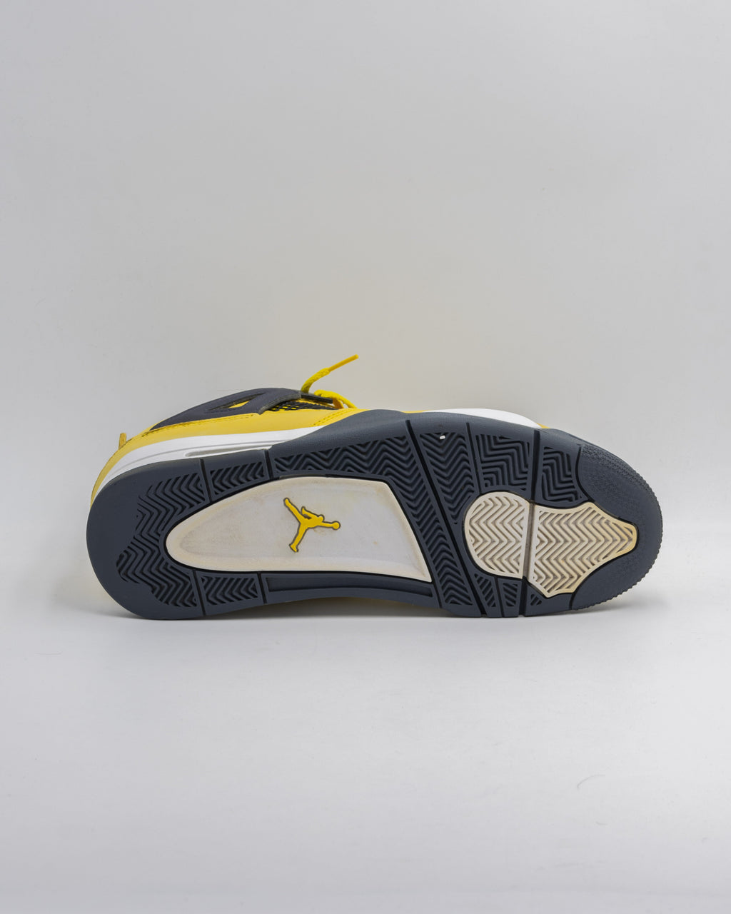 Air Jordan 4 Retro Lightning