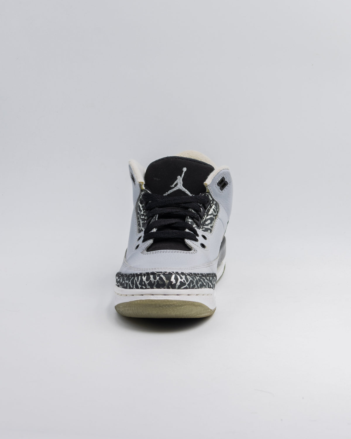 Air Jordan 3 Retro Wolf Grey