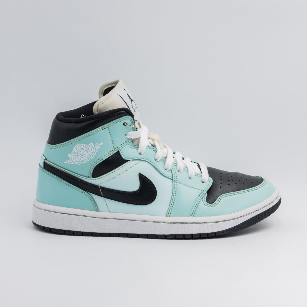 Air Jordan 1 Mid Aqua Blue Tint