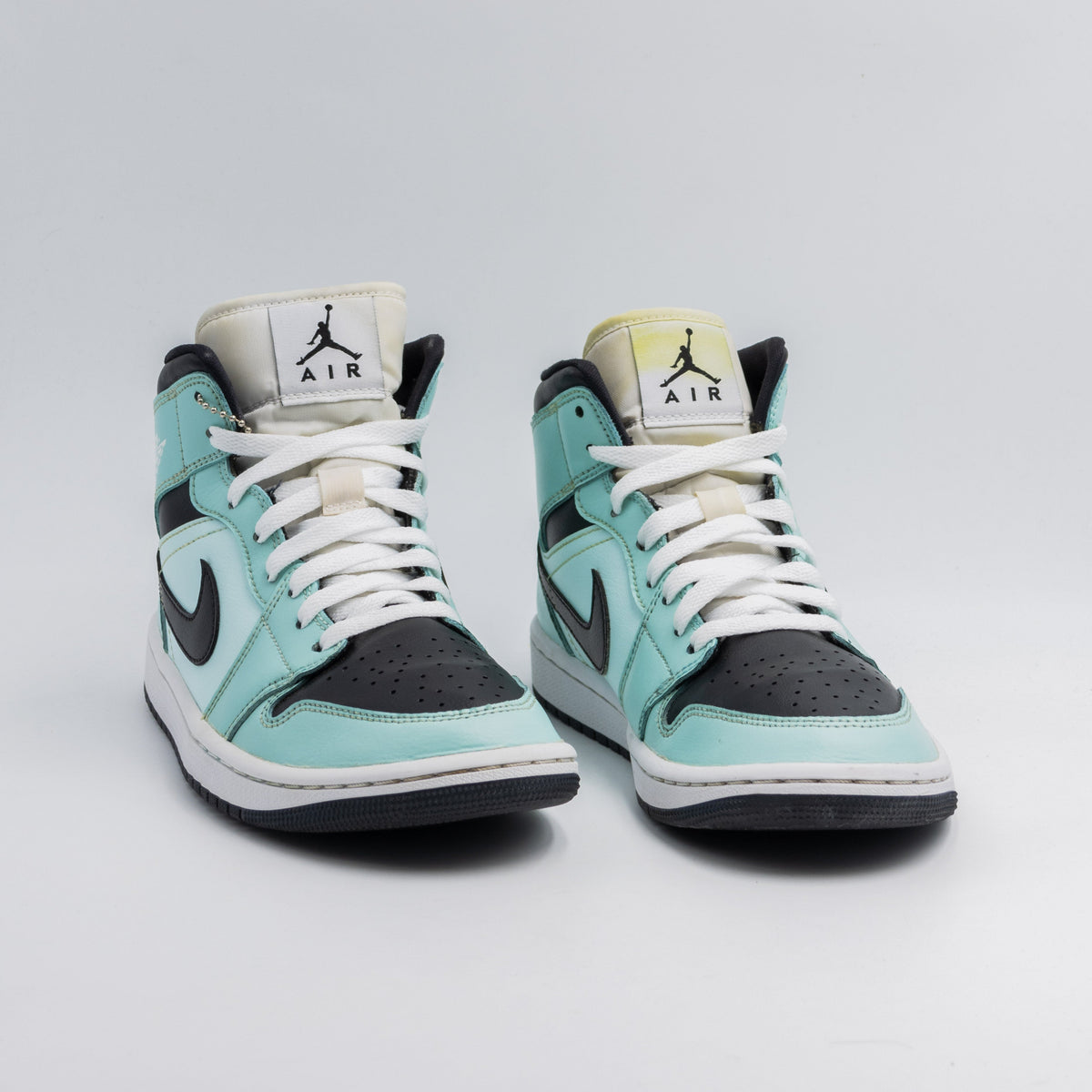 Air Jordan 1 Mid Aqua Blue Tint