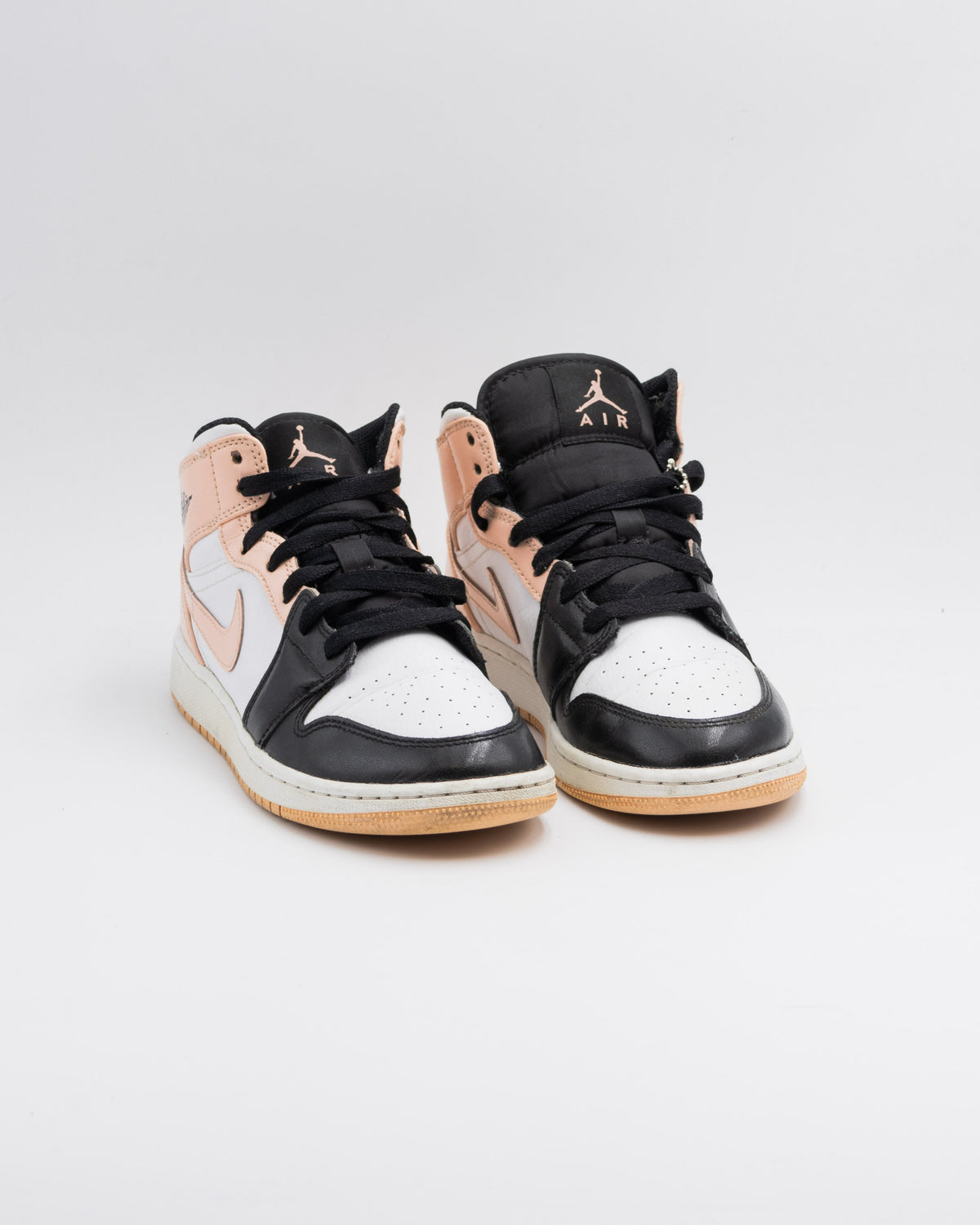 Air Jordan 1 Mid Arctic Orange Black Toe