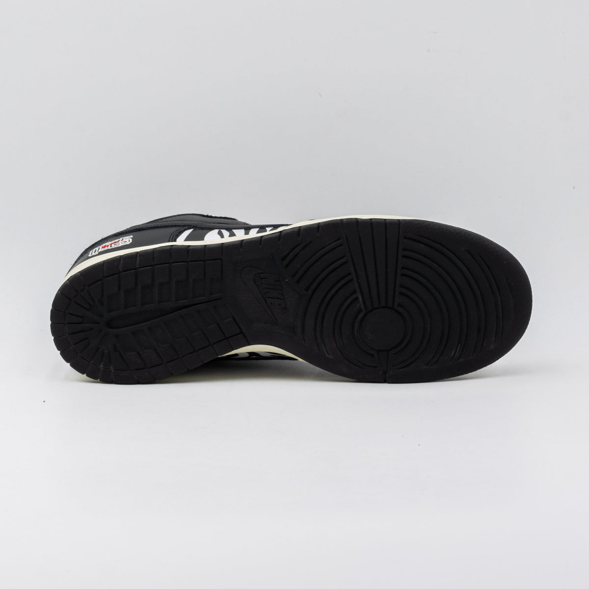 Nike Dunk SB Low OG QS Quartersnacks Zebra