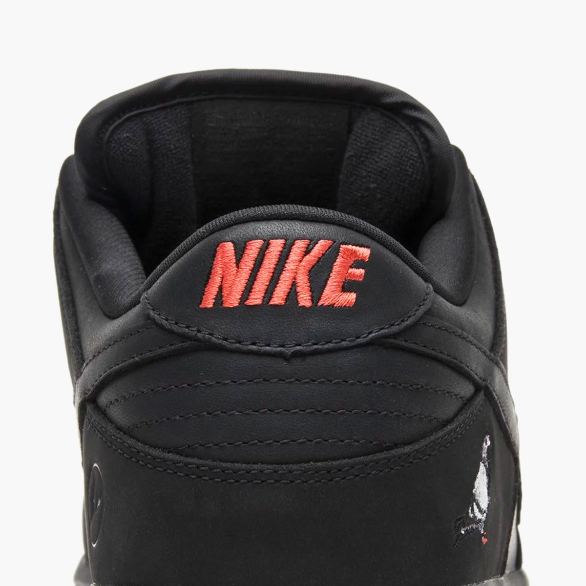 Nike Dunk SB Low Black Pigeon