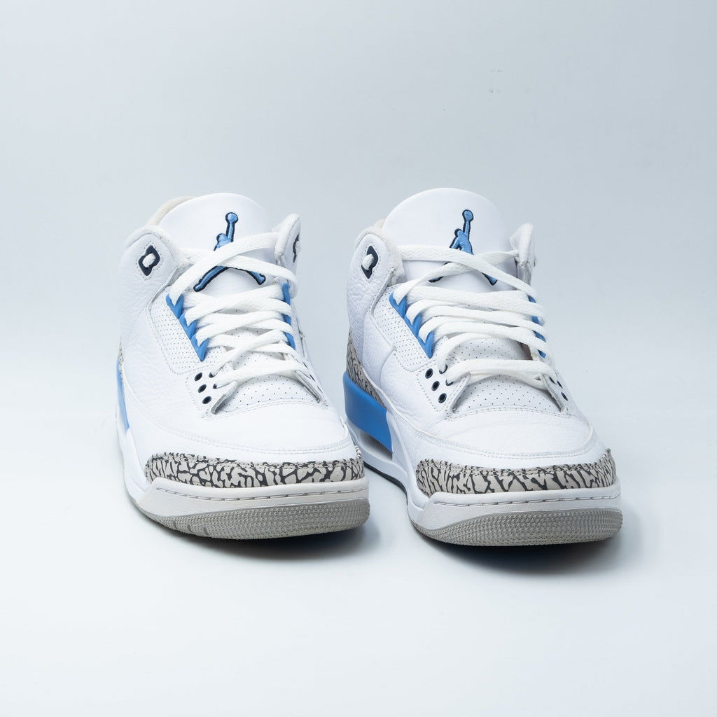 Air Jordan 3 Retro UNC