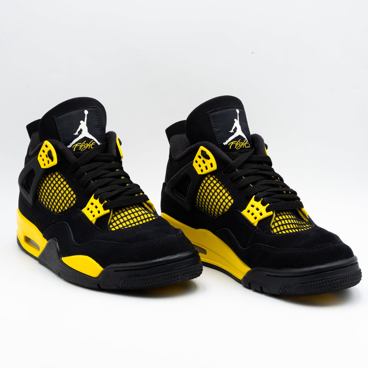 Air Jordan 4 Retro Thunder