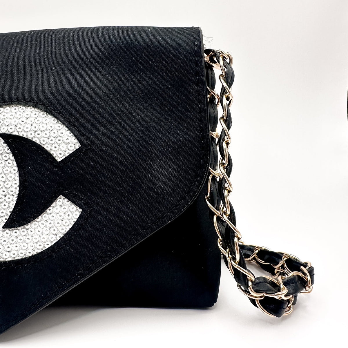 Chanel Sac a main Logo Noir