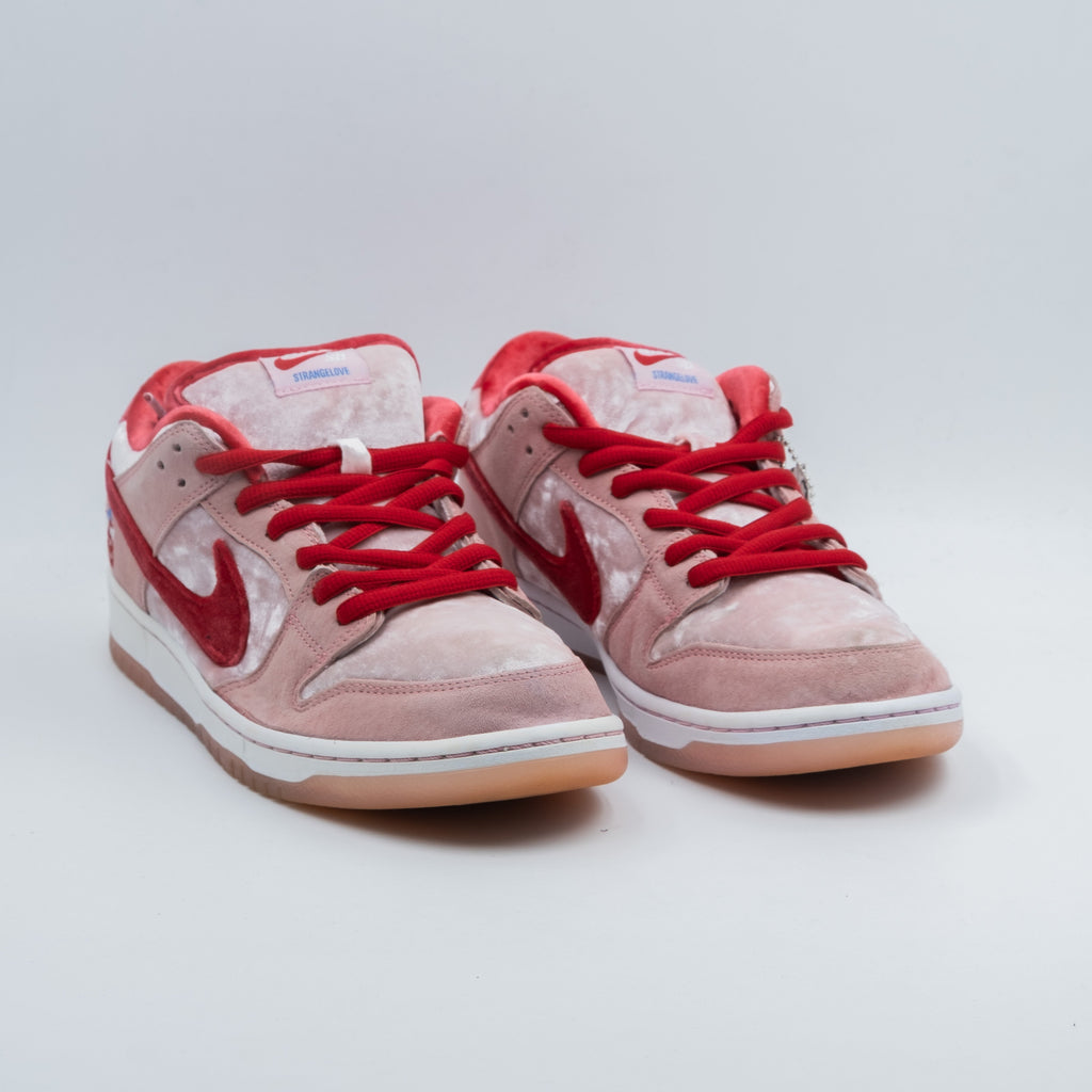 Nike Dunk SB Low StrangeLove Skateboards