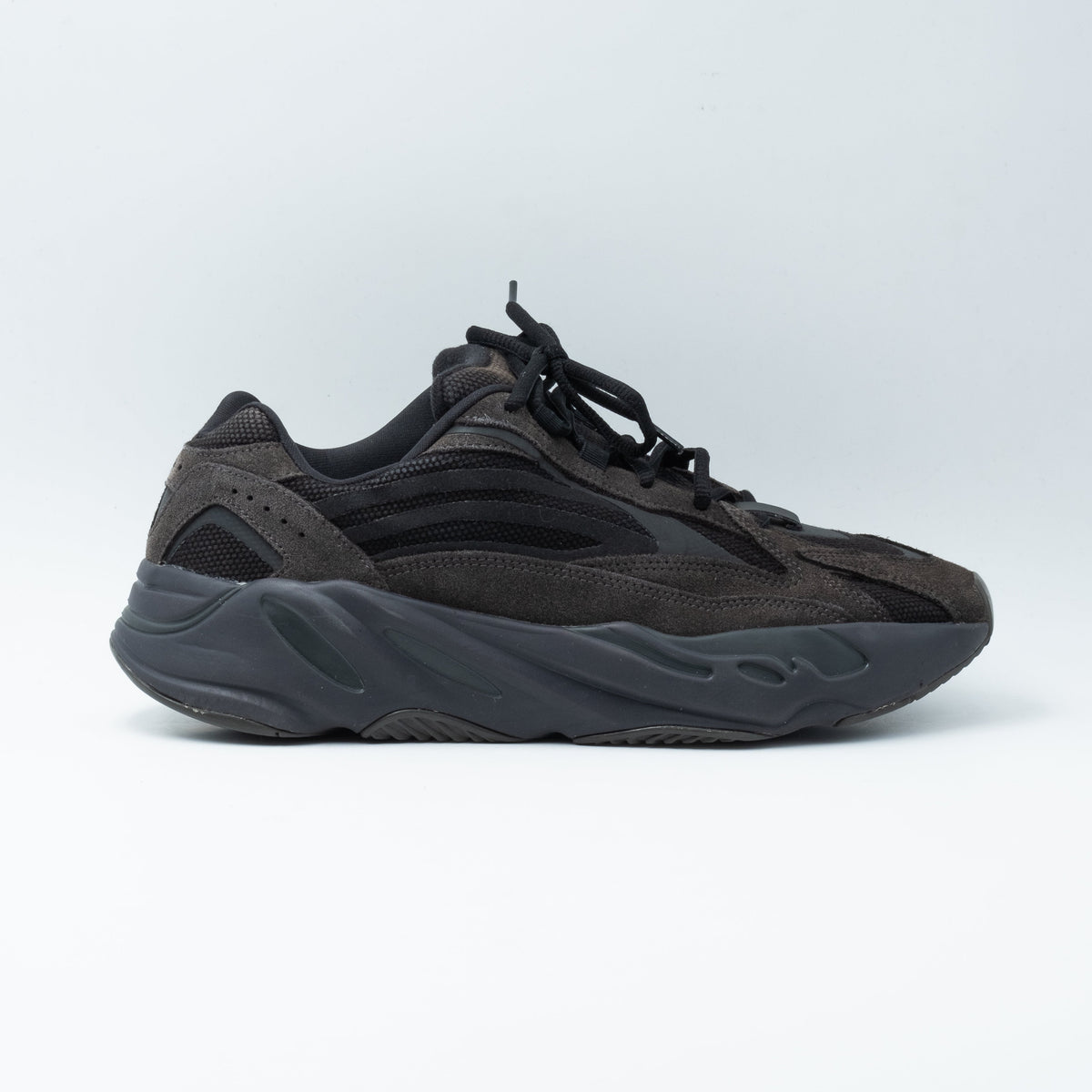 Adidas Yeezy Boost 700 V2 Vanta