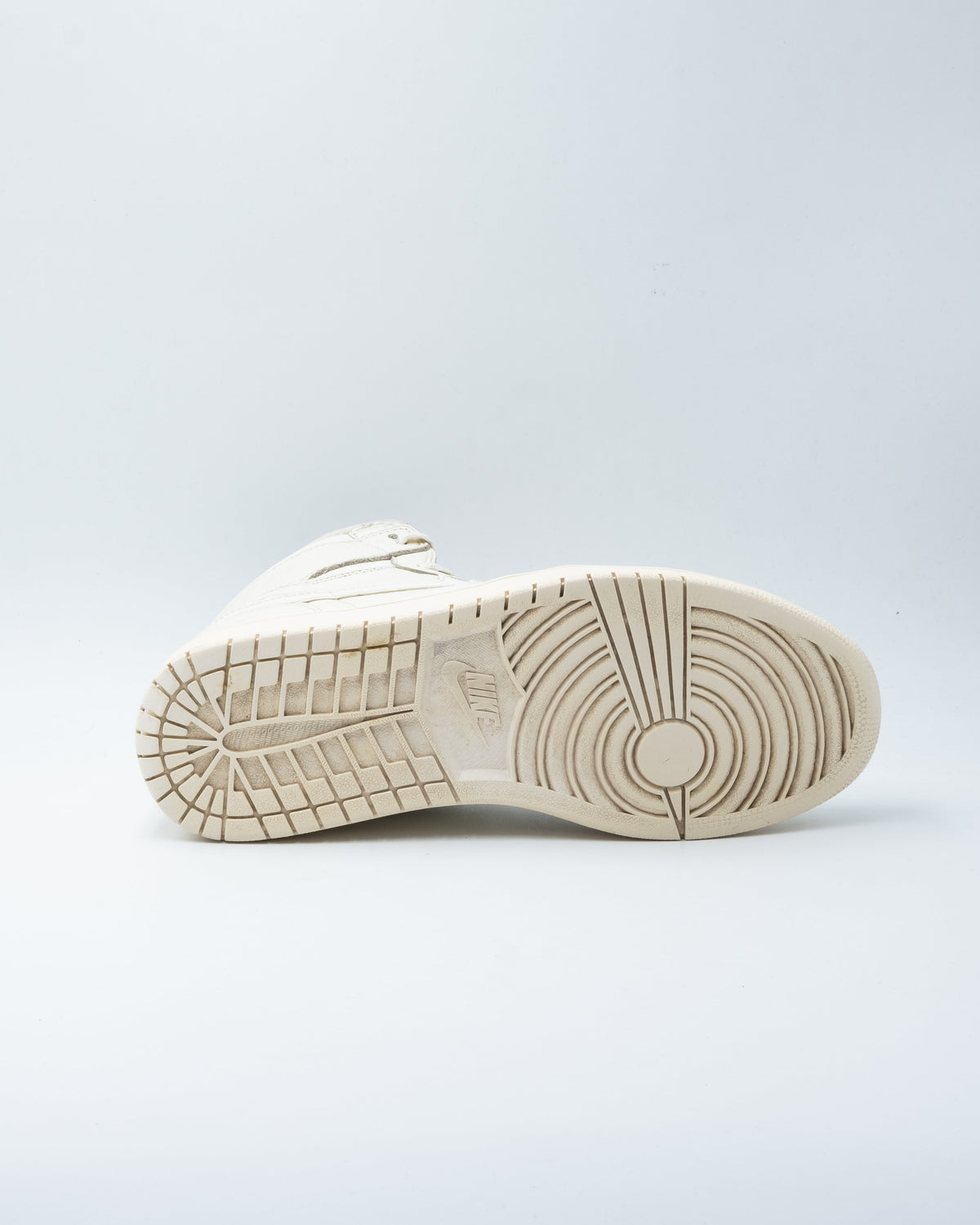 Air Jordan 1 Retro High OG Sail