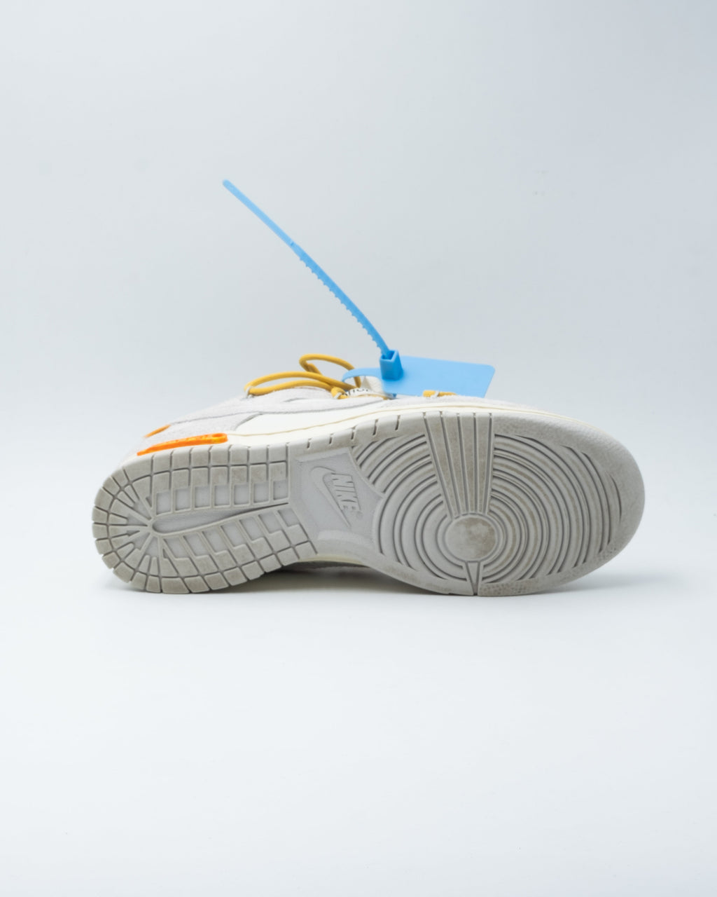Nike Dunk Low Off-White Lot 24