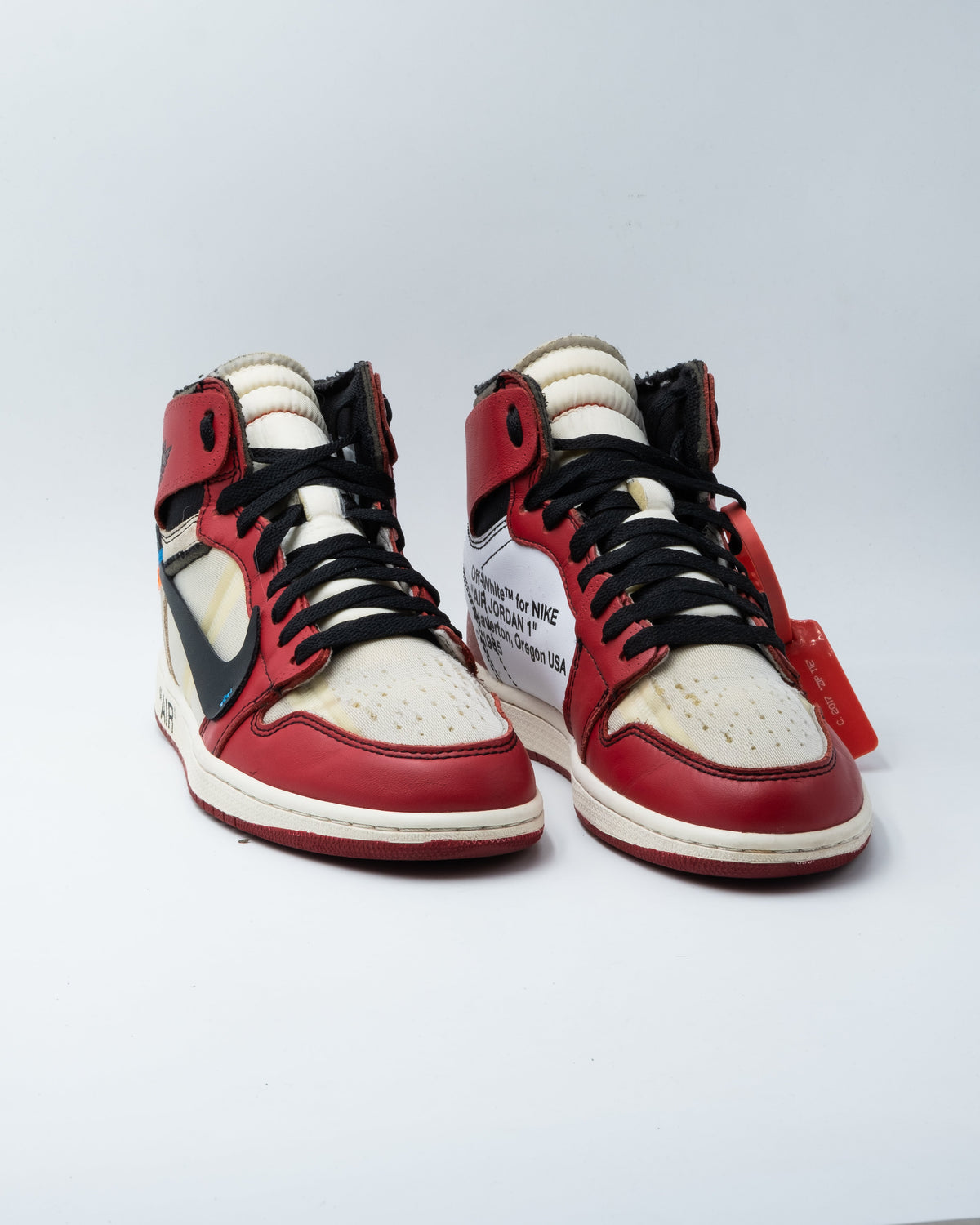 Air Jordan 1 Retro High Off-White Chicago