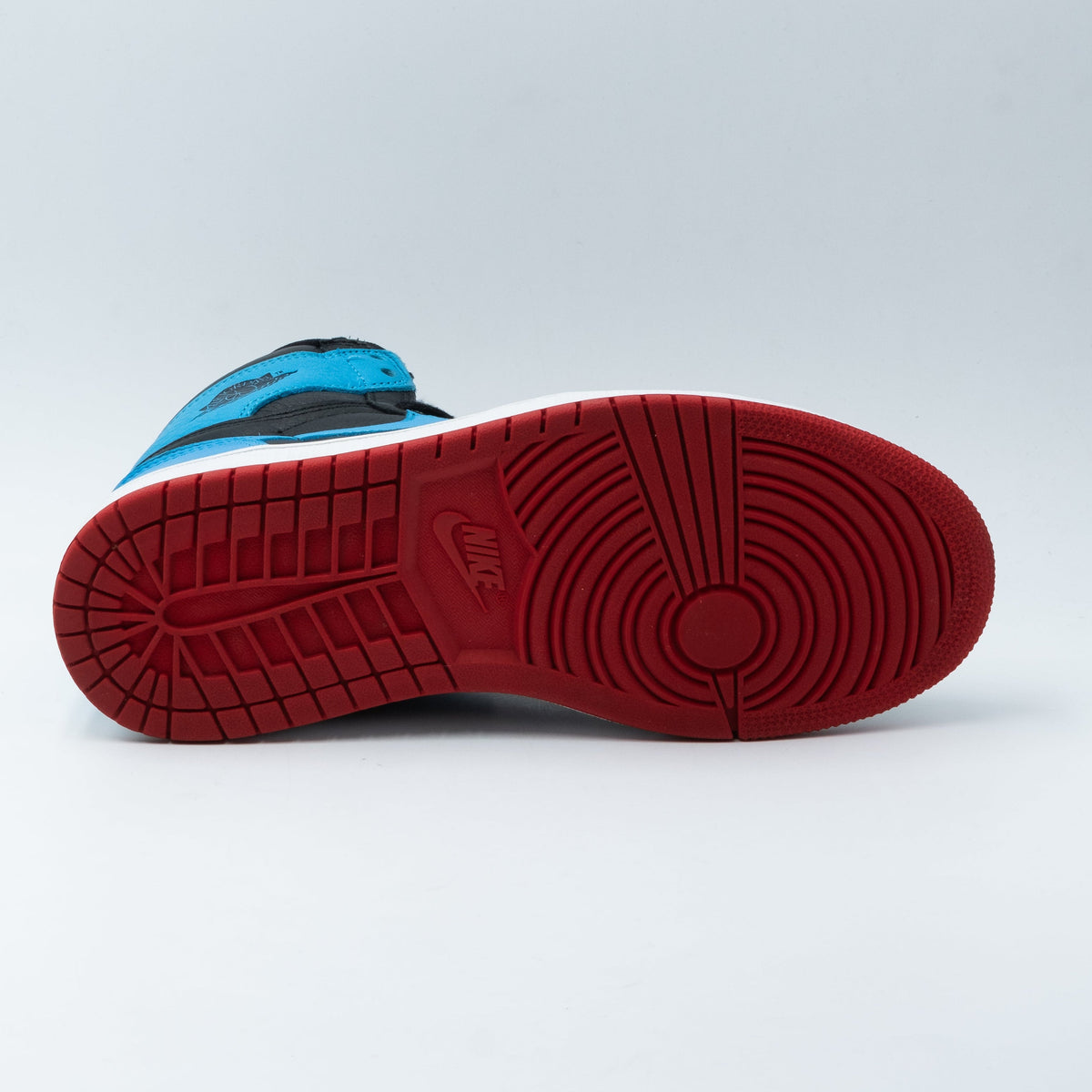 Air Jordan 1 Retro High NC to Chi Leather