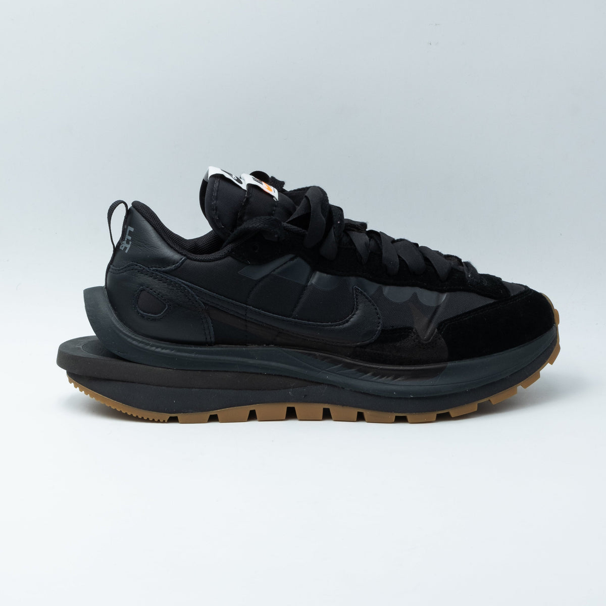Nike Vaporwaffle sacai Black Gum