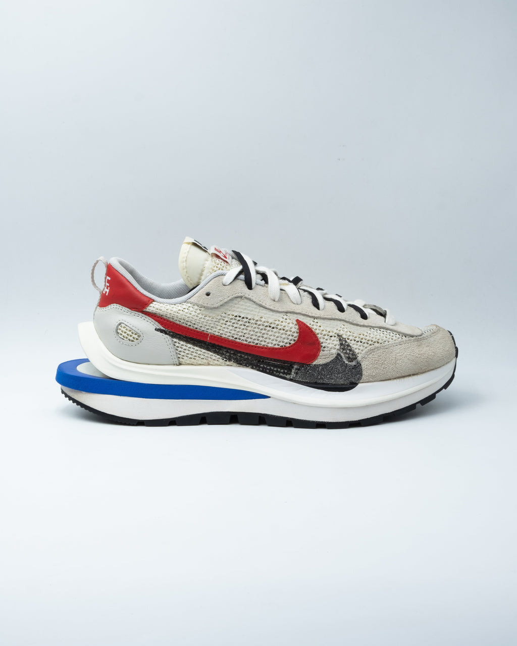 Nike Vaporwaffle sacai Sport Fuchsia Game Royal