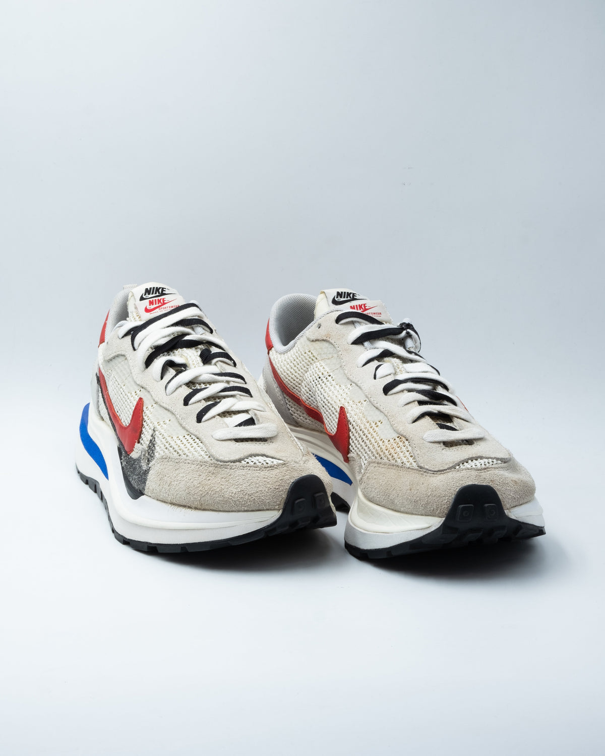 Nike Vaporwaffle sacai Sport Fuchsia Game Royal