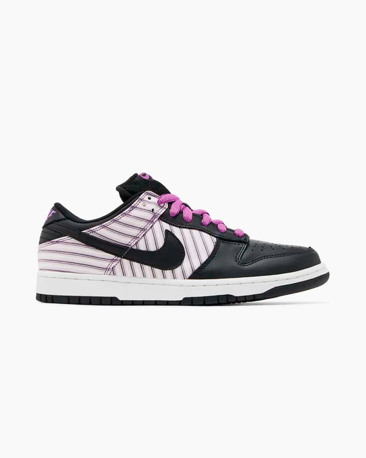 Nike Dunk SB Low Avenger Purple