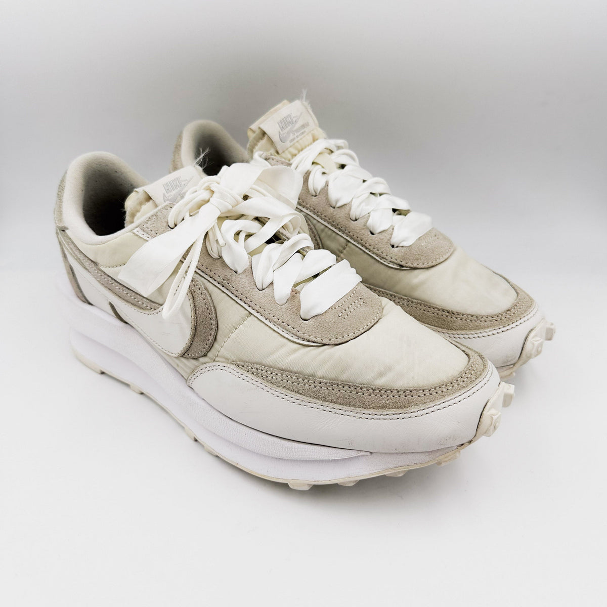 Nike LD Waffle sacai White Nylon