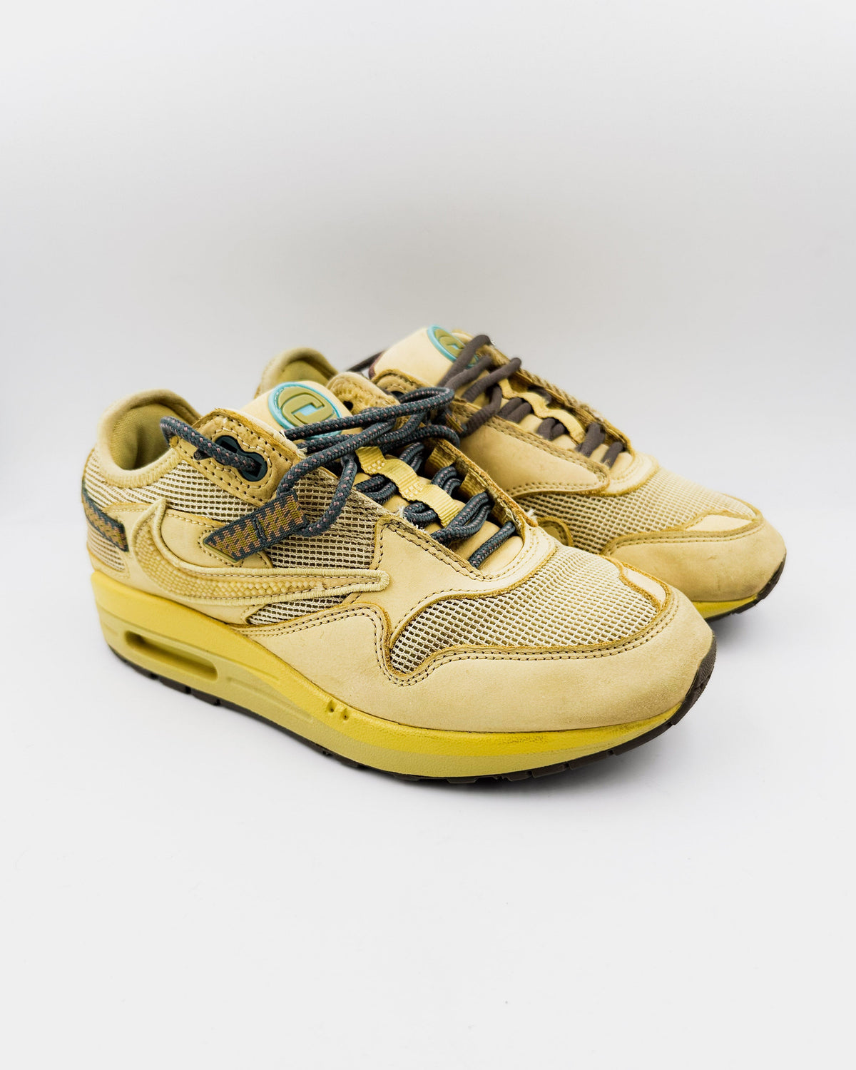 Nike Air Max 1 Travis Scott Cactus Jack Saturn Gold