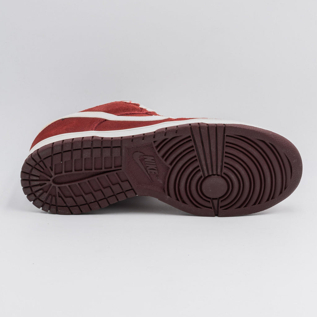 Nike DUNK LOW TEAM RED