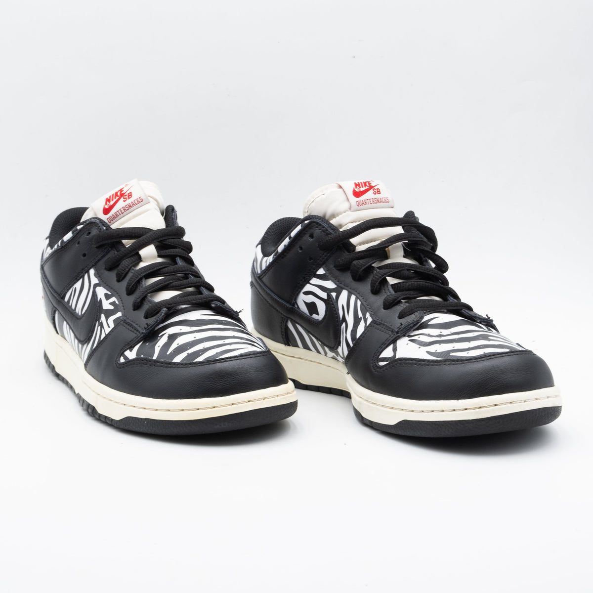 Nike Dunk SB Low OG QS Quartersnacks Zebra
