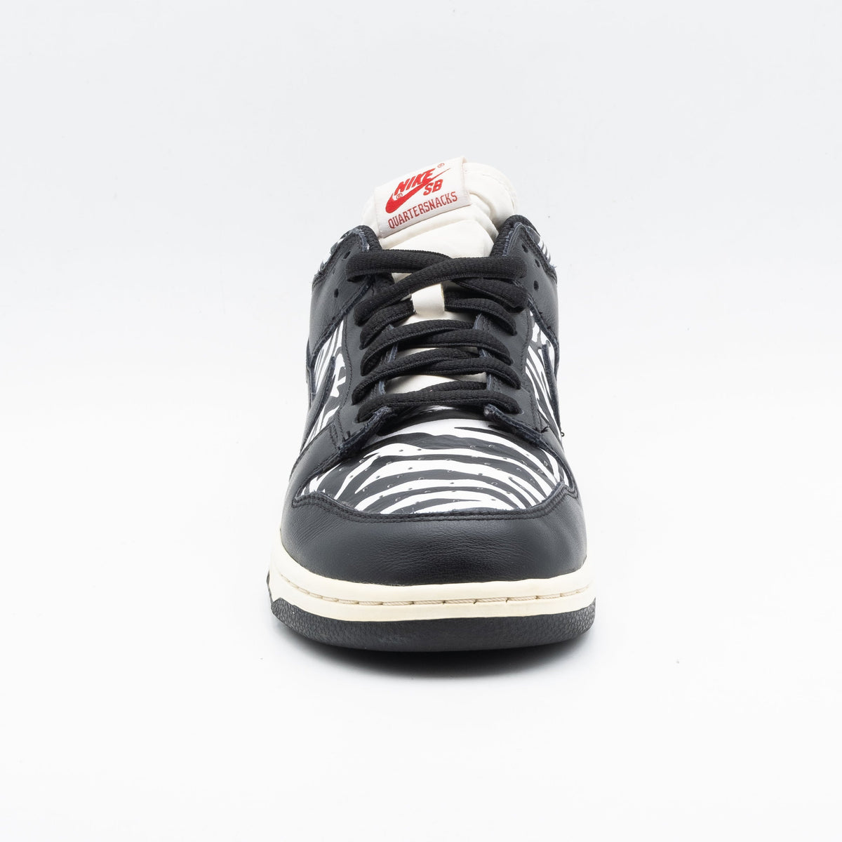 Nike Dunk SB Low OG QS Quartersnacks Zebra