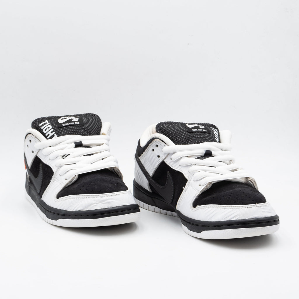 Nike Dunk SB Low TIGHTBOOTH