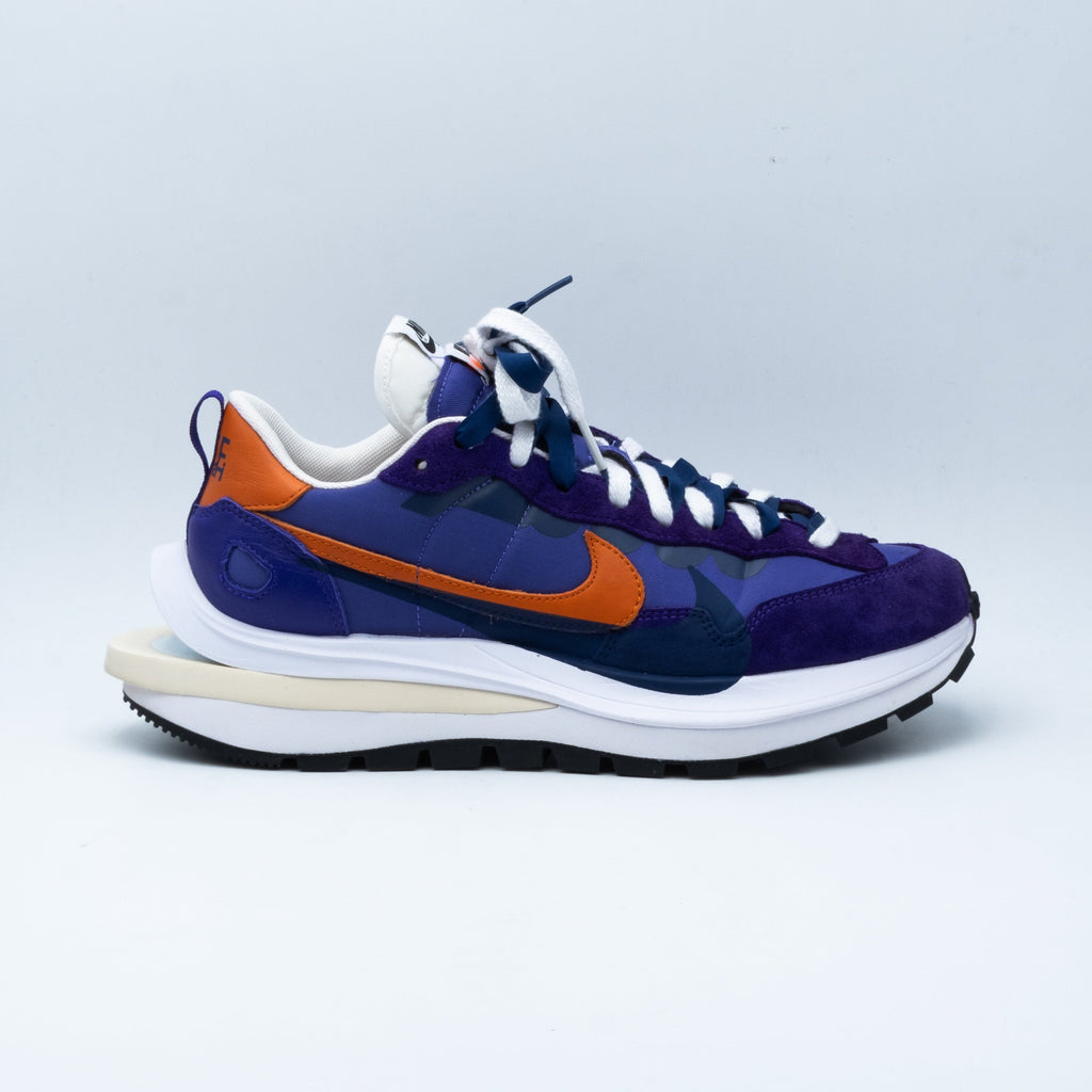 Nike Vaporwaffle sacai Dark Iris