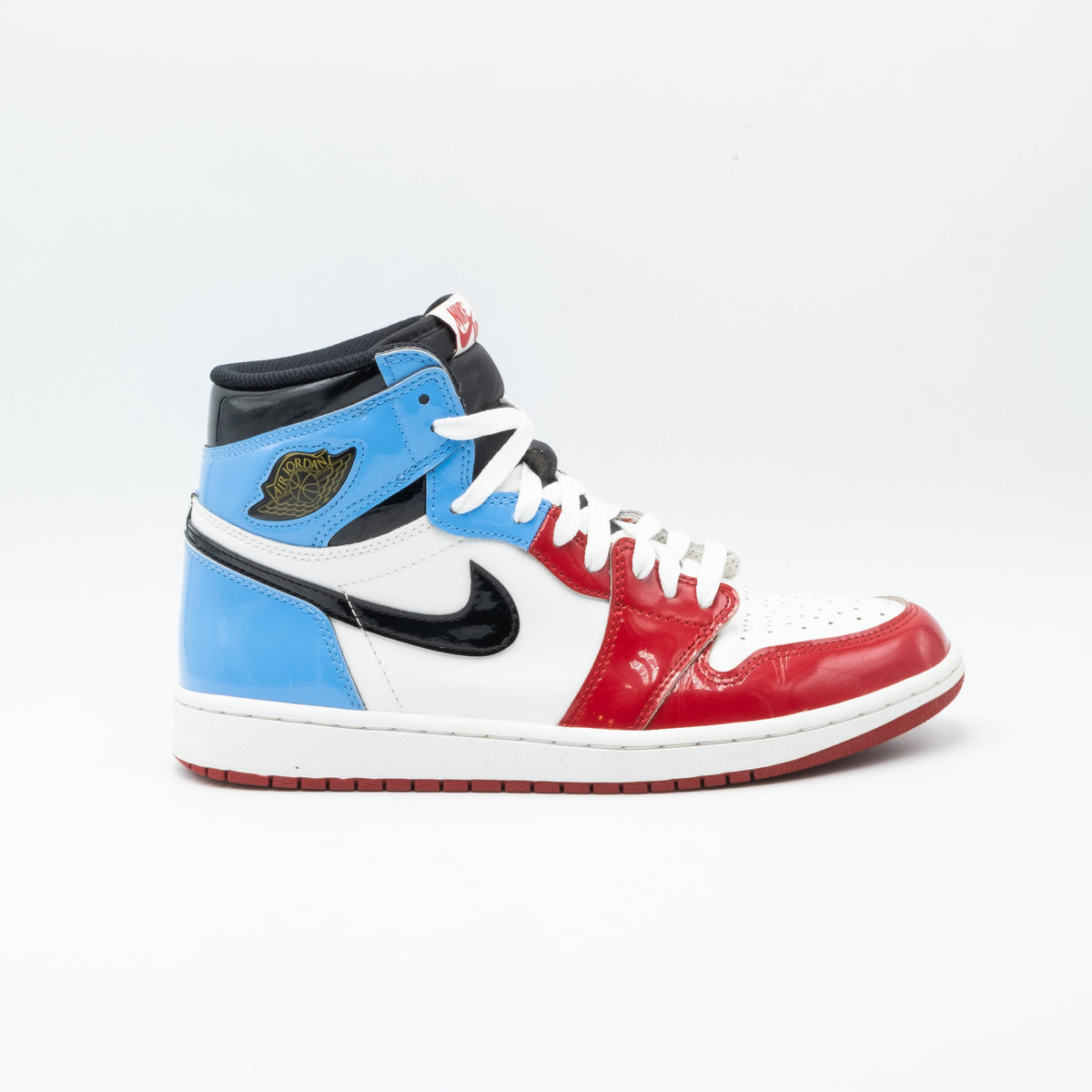 Air Jordan 1 Rétro High Fearless UNC Chicago