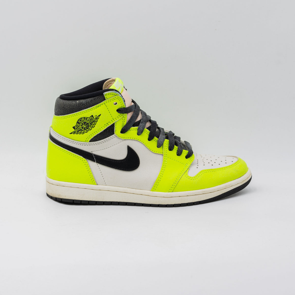 Air Jordan 1 Retro High OG Visionaire