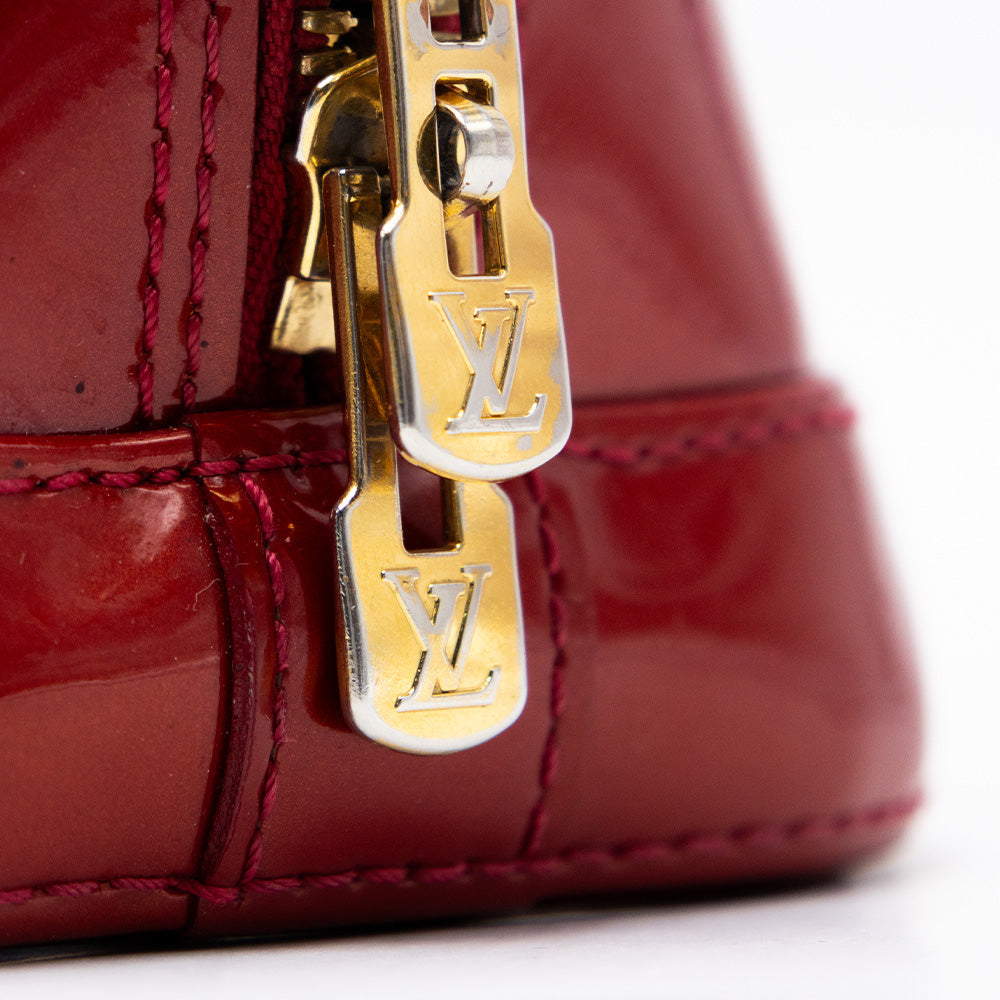Louis Vuitton Sac à main Alma BB Vernis Rouge