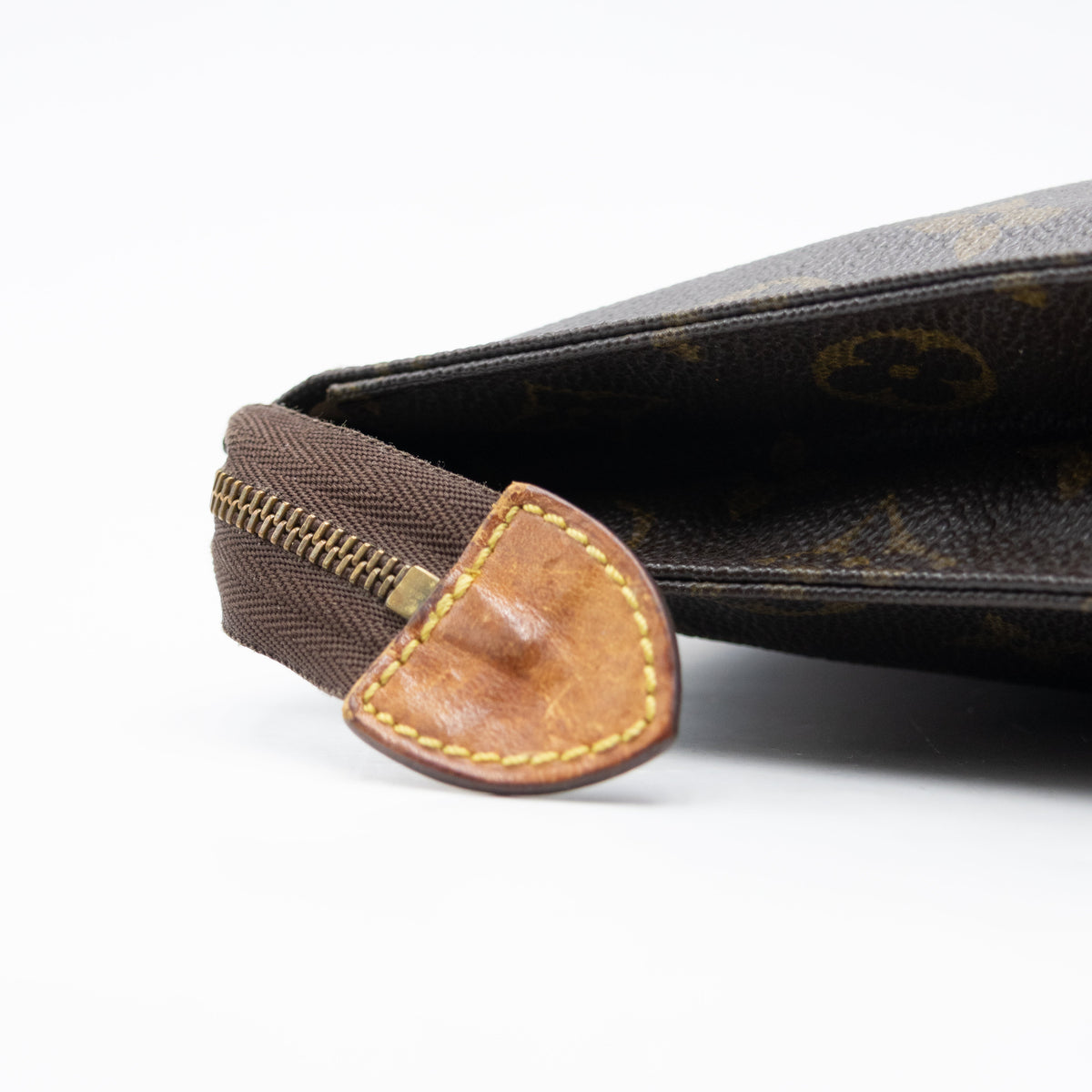 Louis Vuitton Pochette Monogram Marron