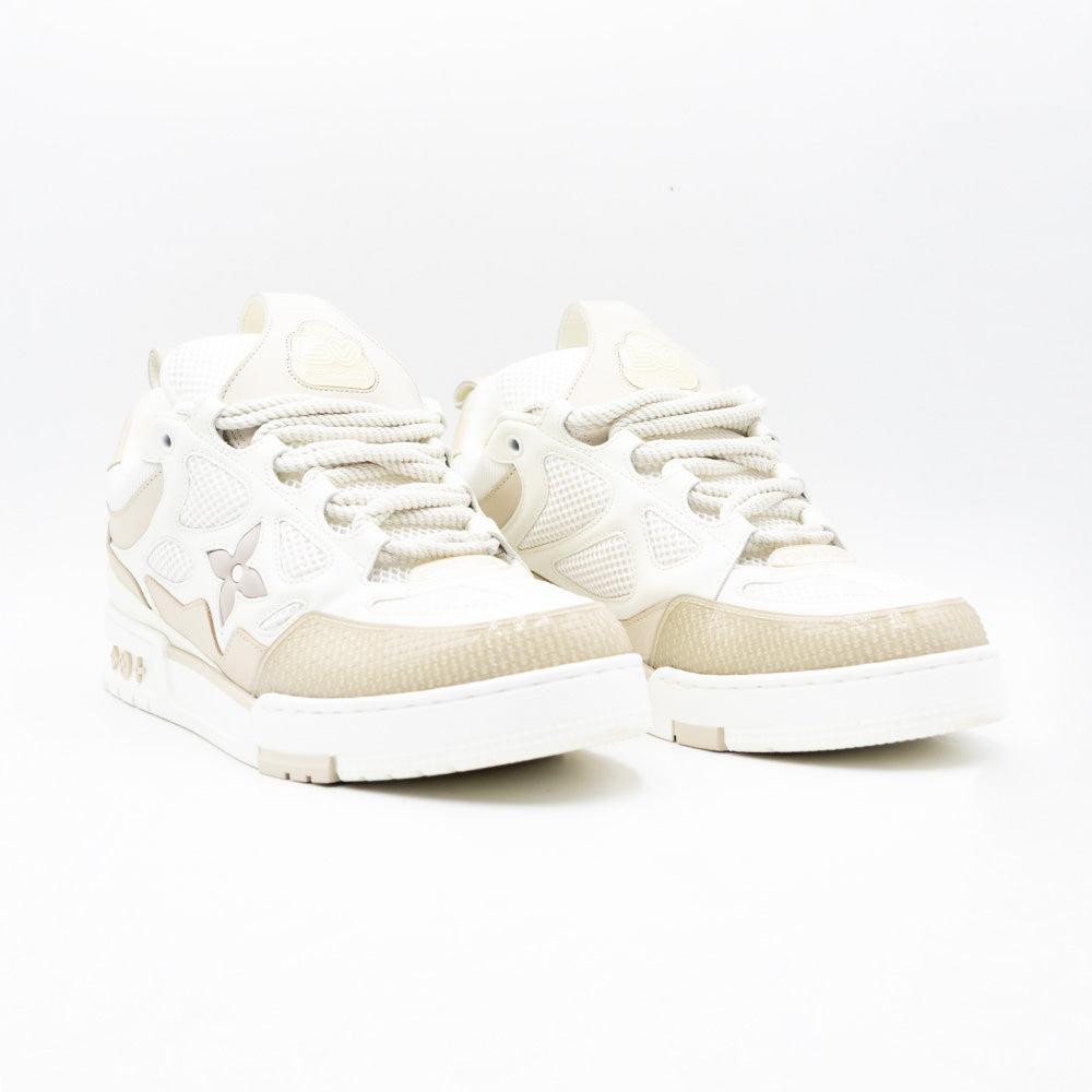 Louis Vuitton Trainer White Signature