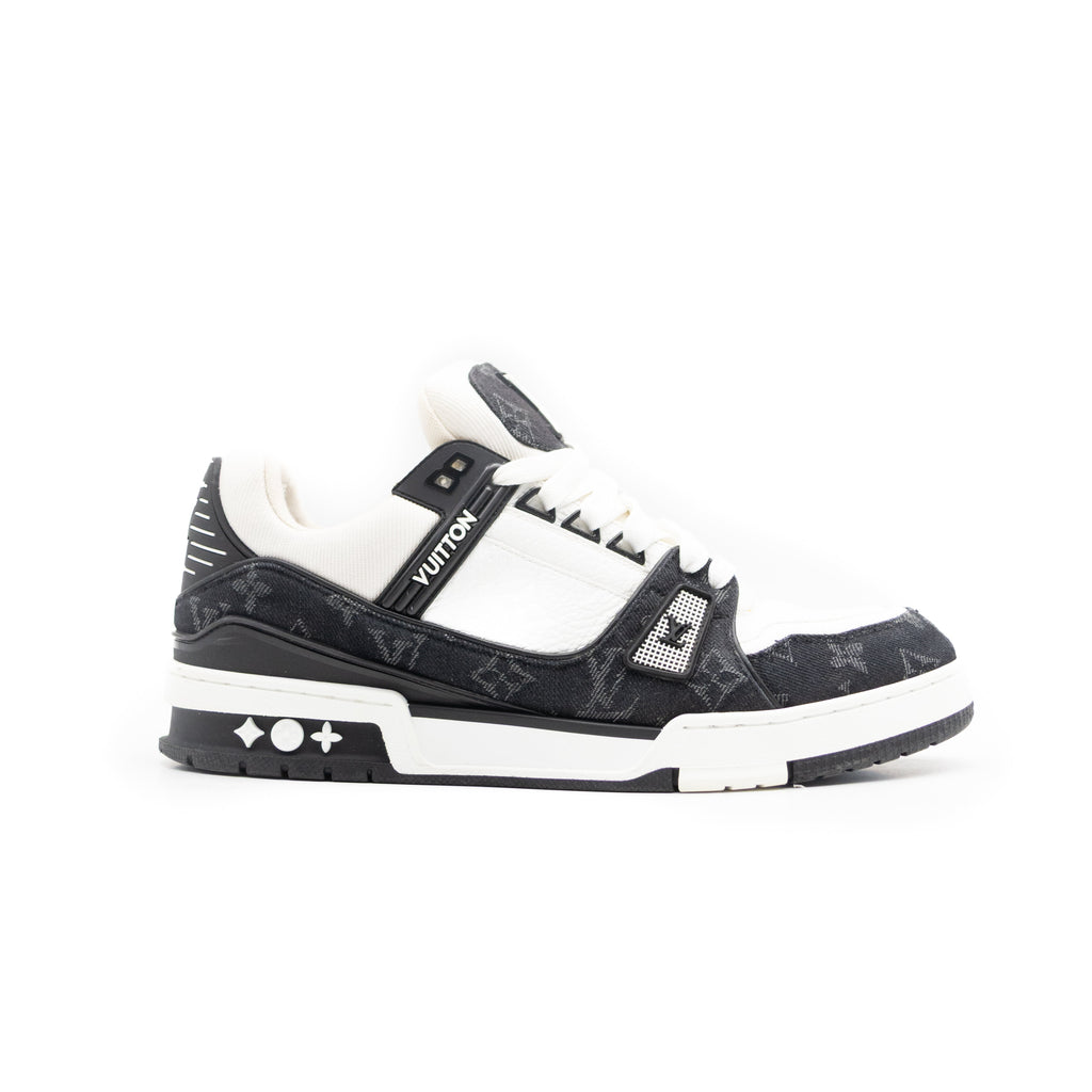 Louis Vuitton Trainer White Black White