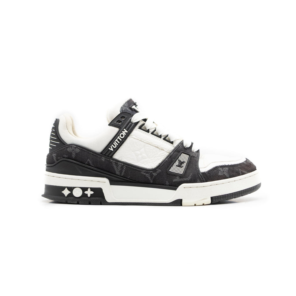 Louis Vuitton Trainer White Black White