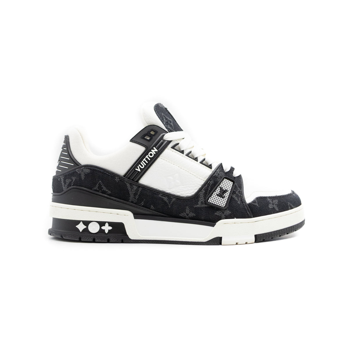 Louis Vuitton Trainer White Black White