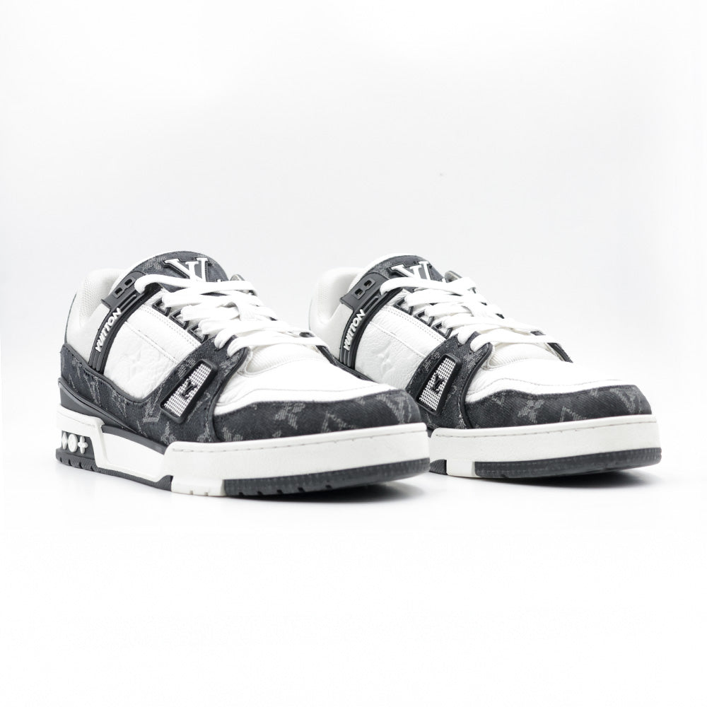 Louis Vuitton Trainer White Black White