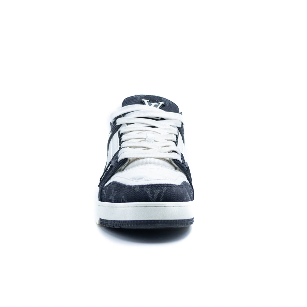 Louis Vuitton Trainer White Black White