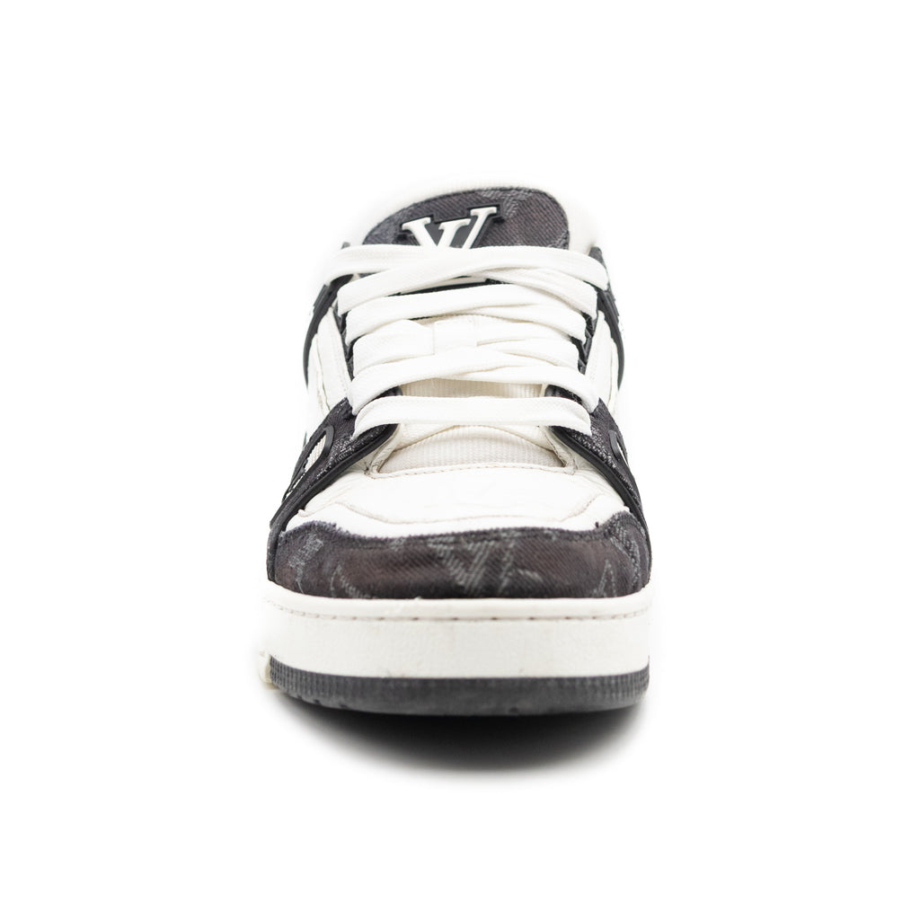 Louis Vuitton Trainer White Black White