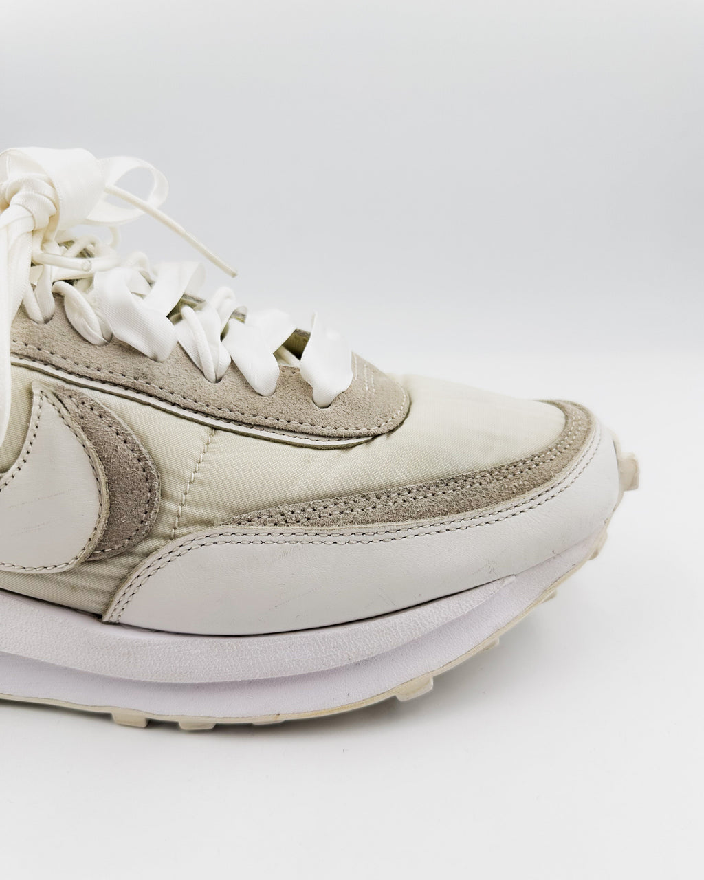 Nike LD Waffle sacai White Nylon
