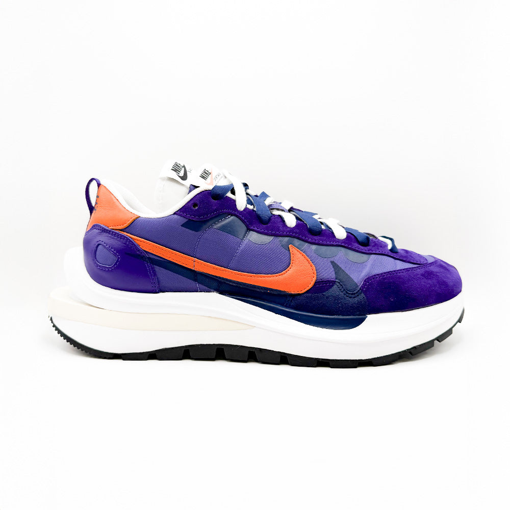 Nike Vaporwaffle sacai Dark Iris