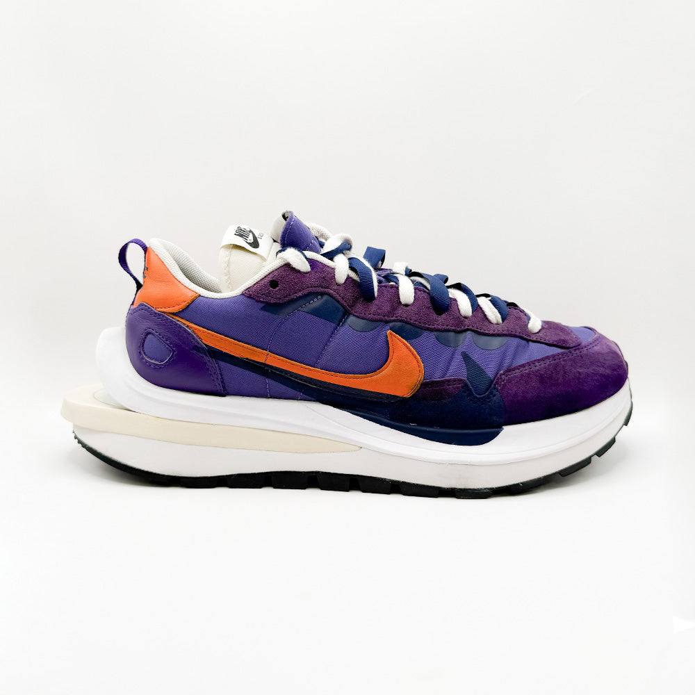 Nike Vaporwaffle sacai Dark Iris