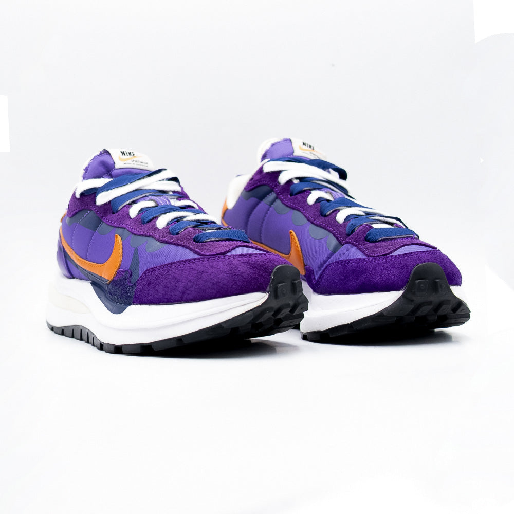 Nike Vaporwaffle sacai Dark Iris
