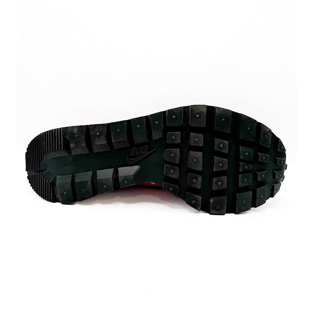Nike Vaporwaffle sacai Dark Iris